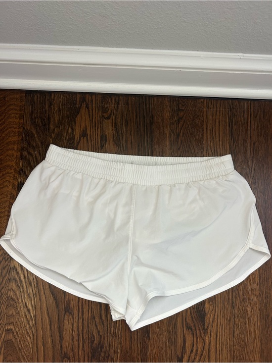 all in motion Pants - all in motion White Women's Athletic Shorts - Elastic Waist
